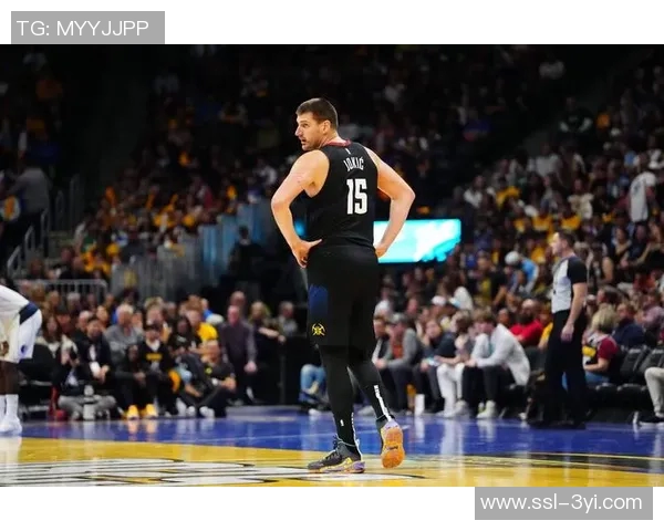 掘金主帅赞沃特森表现出色积极掩护与冲击篮筐令人印象深刻 掘金主帅赞沃特森表现出色积极掩护与冲击篮筐令人印象深刻