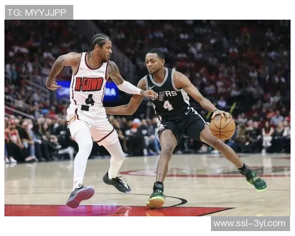 福克斯称赞开拓者防守战术成功迫使球队后卫频频出手