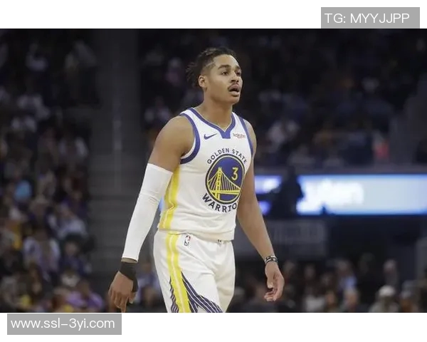 普尔替补表现平平11投5中贡献13分4板2助罚球状态不佳仅中1球